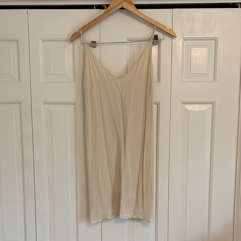 Aritzia Wilfred Free Slip Dress